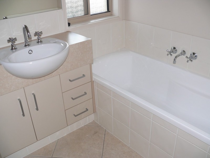 1/9 Wendy Court, Upper Coomera QLD 4209