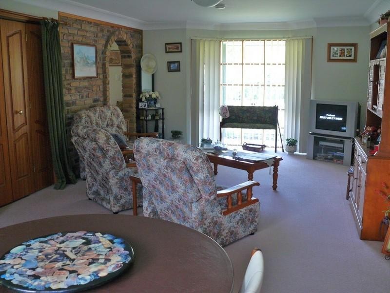 24 California Drive, Oxenford QLD 4210