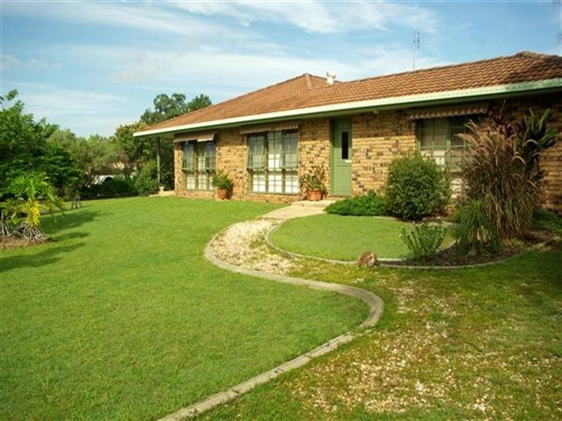 24 California Drive, Oxenford QLD 4210