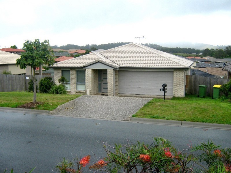 14 Armani Avenue, Pimpama QLD 4209