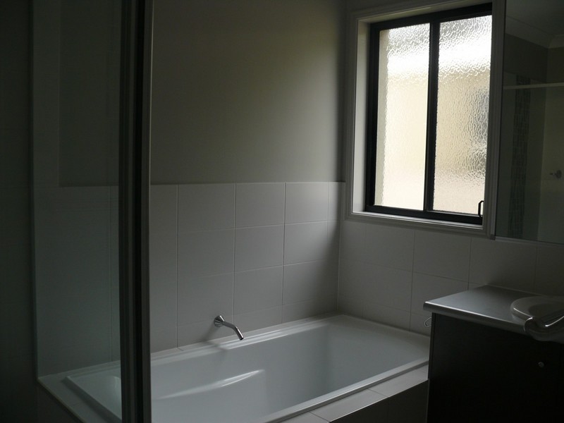 5 Aingeal Place, Oxenford QLD 4210