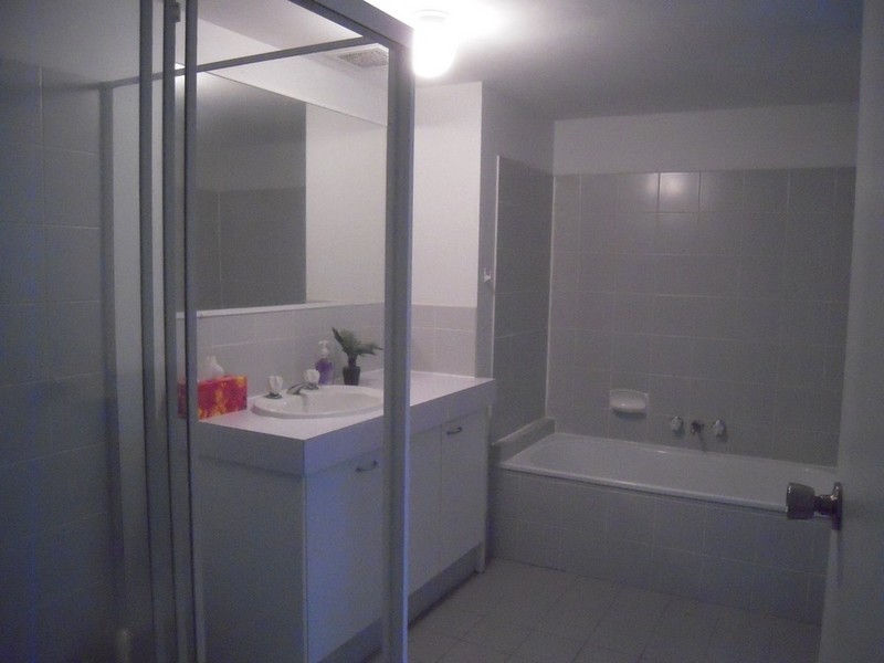 10/444 Marine Parade, Biggera Waters QLD 4216