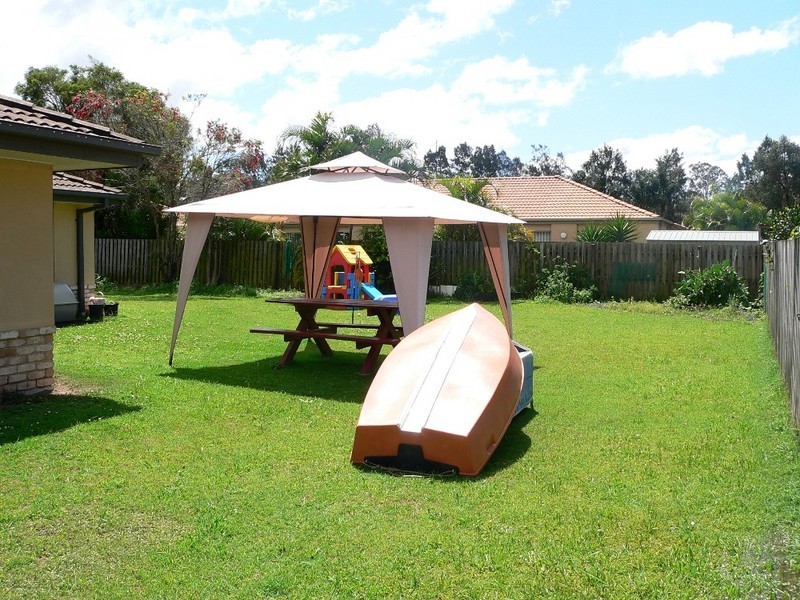 8 Caribou Crescent, Upper Coomera QLD 4209