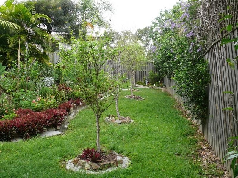 21 Hatutu Street, Pacific Pines QLD 4211