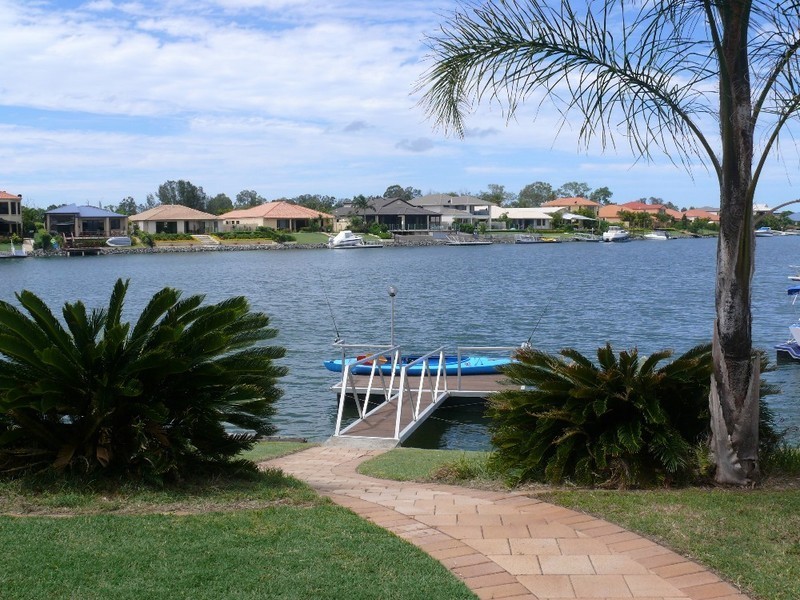 21 Parkwater Terrace, Helensvale QLD 4212