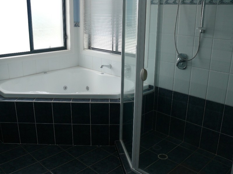 21 Parkwater Terrace, Helensvale QLD 4212