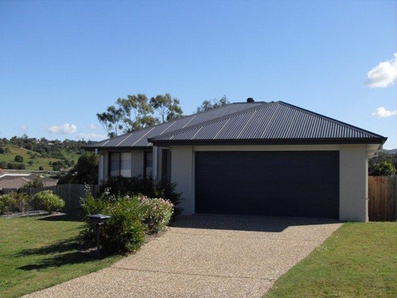 4 Matthews Crescent, Pimpama QLD 4209