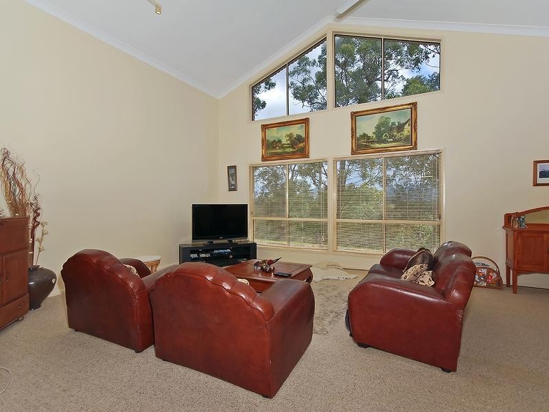 43 Crystal Springs Court, Maudsland QLD 4210