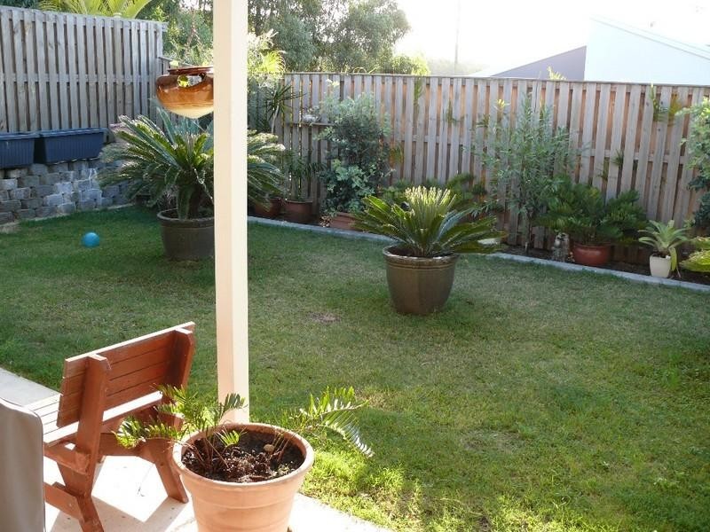 2/19 Conestoga Way, Upper Coomera QLD 4209