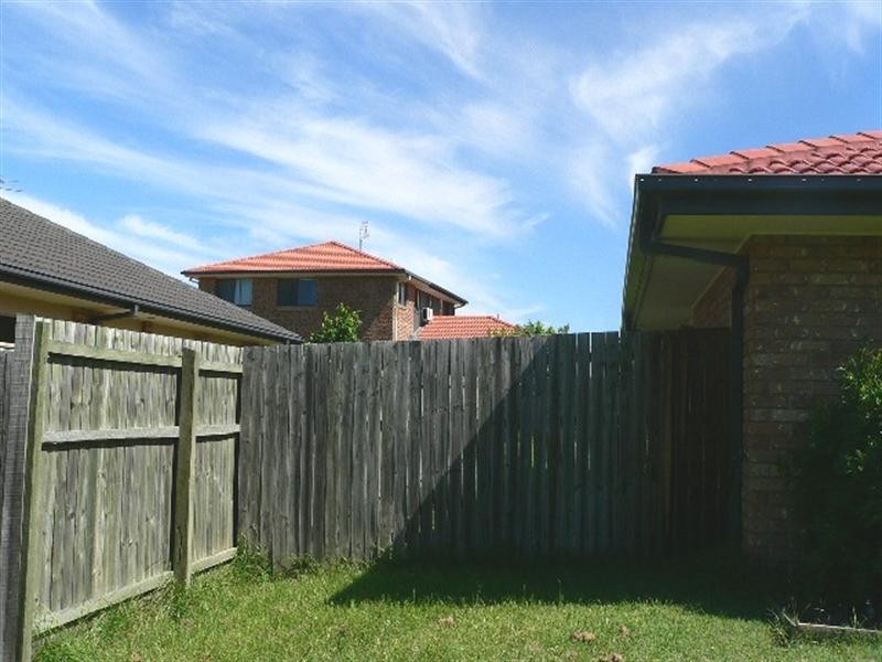 8 Firecrest Close, Upper Coomera QLD 4209