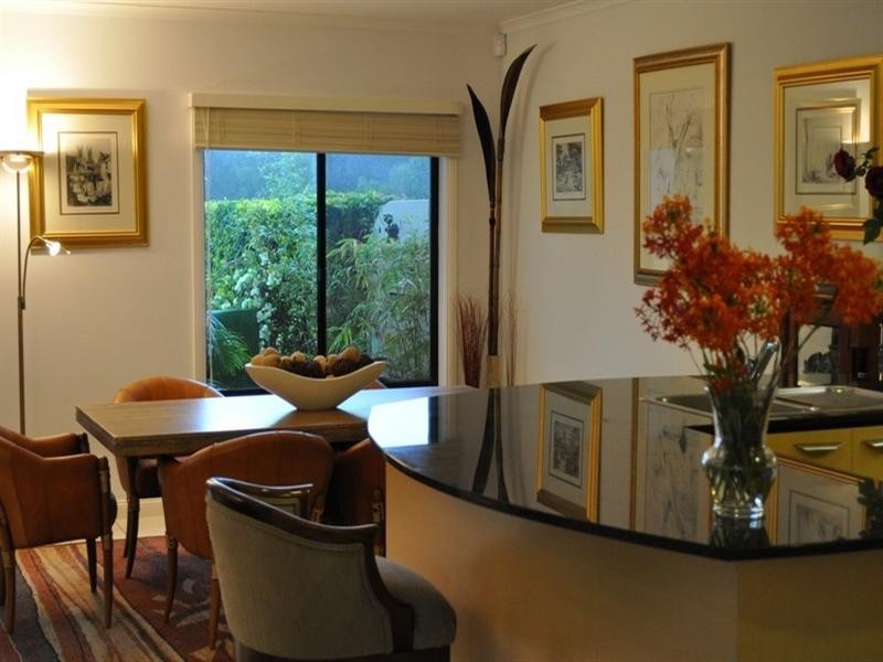 8886 Magnolia Drive East, Hope Island QLD 4212