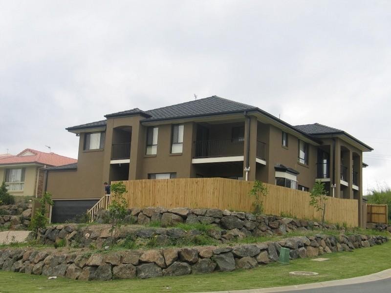 1/1 Macdonald Avenue, Upper Coomera QLD 4209