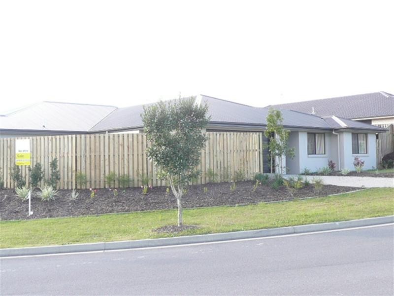 2/86 Wunburra Circuit, Pacific Pines QLD 4211