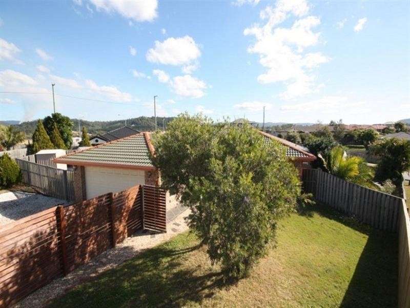 15 Maui Court, Oxenford QLD 4210