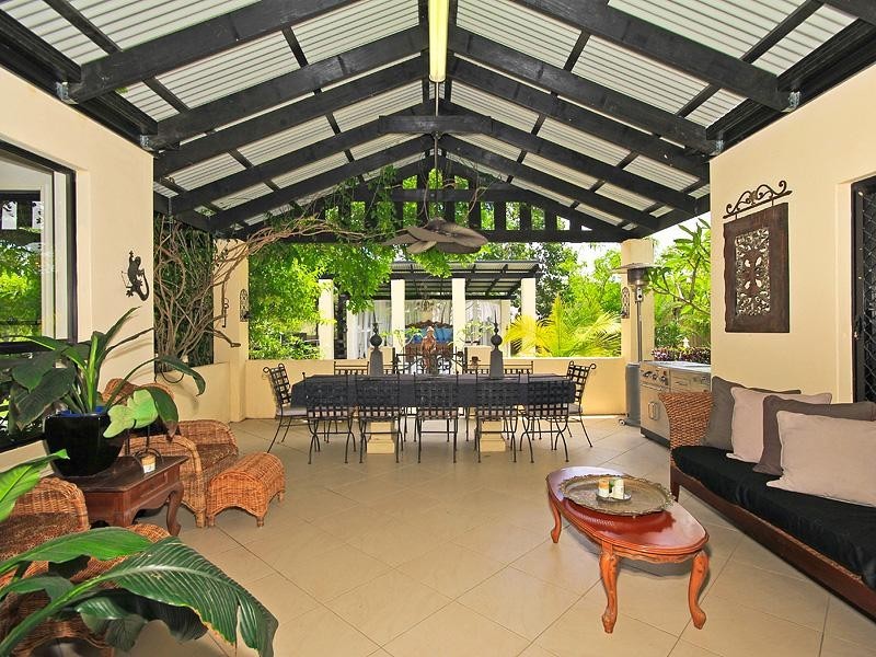 129 Birds Road, Guanaba QLD 4210