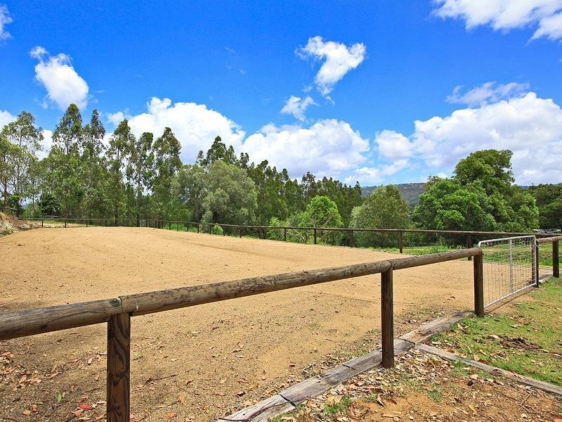 129 Birds Road, Guanaba QLD 4210