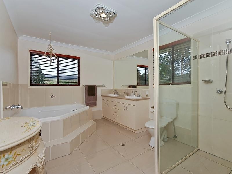 129 Birds Road, Guanaba QLD 4210