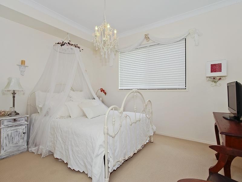 129 Birds Road, Guanaba QLD 4210