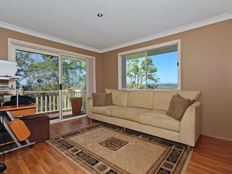 8 Greenridge Street, Oxenford QLD 4210