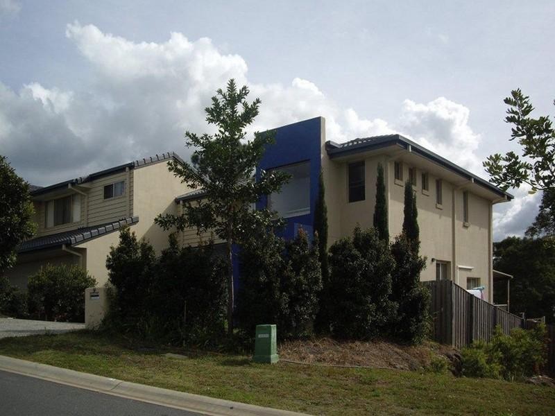 2/9 Wendy Court, Upper Coomera QLD 4209