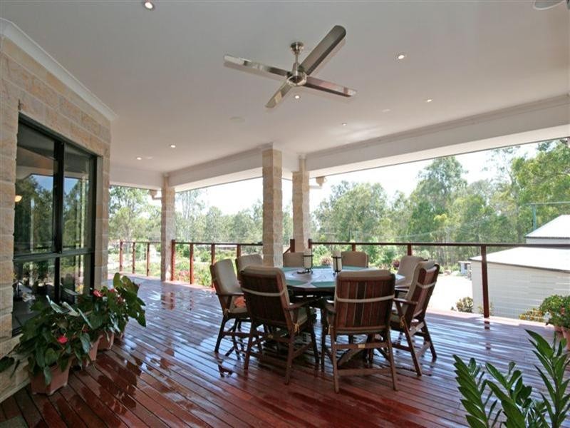 203 Rossmore Road, Chambers Flat QLD 4133