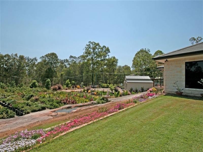 203 Rossmore Road, Chambers Flat QLD 4133