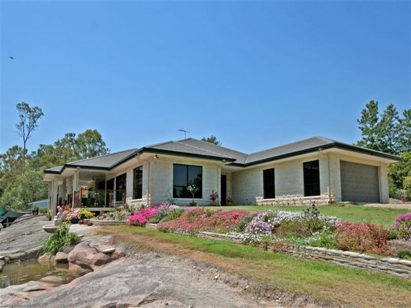 203 Rossmore Road, Chambers Flat QLD 4133