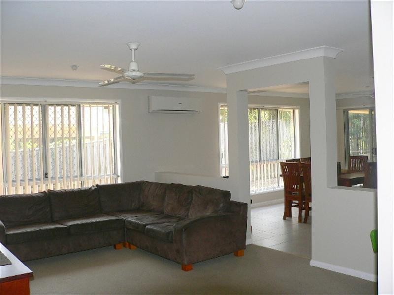 32 Diamond Sand Drive, Upper Coomera QLD 4209