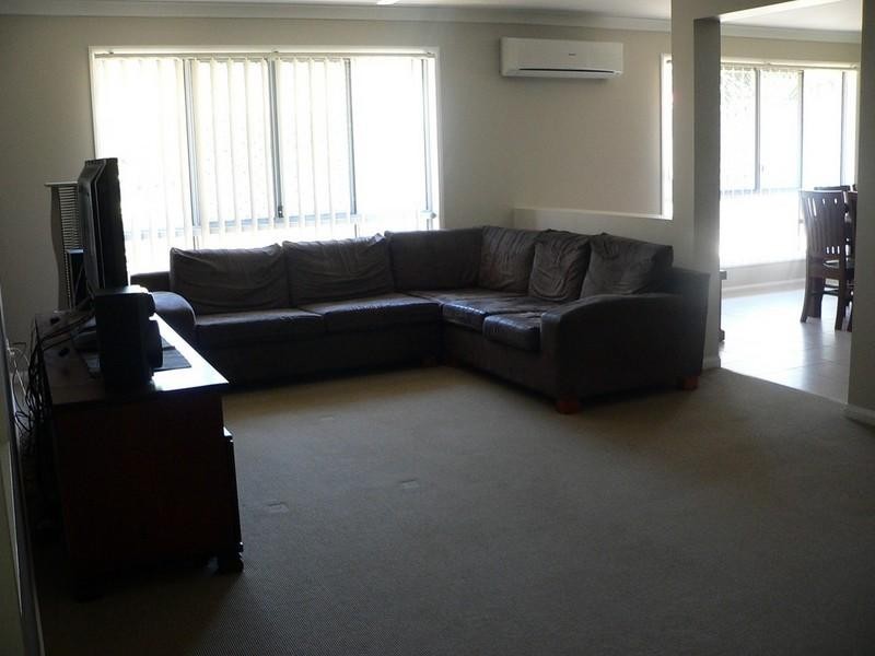 32 Diamond Sand Drive, Upper Coomera QLD 4209