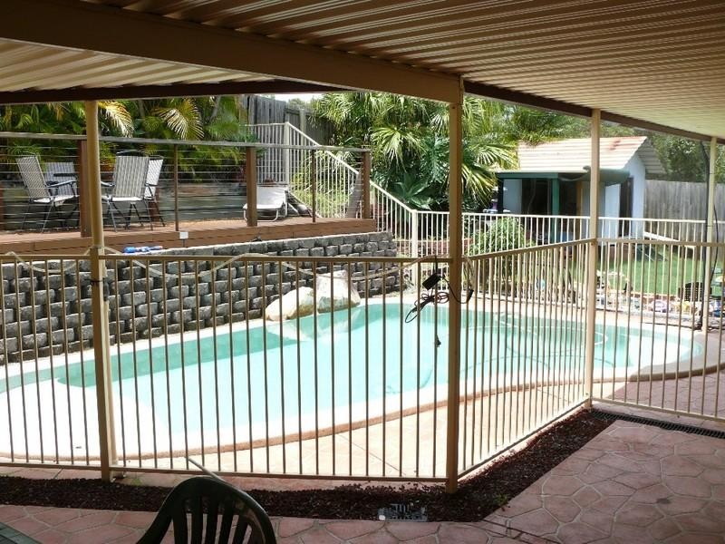 16 Weka Street, Oxenford QLD 4210