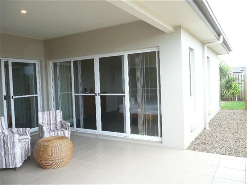 28 Wings Road, Upper Coomera QLD 4209
