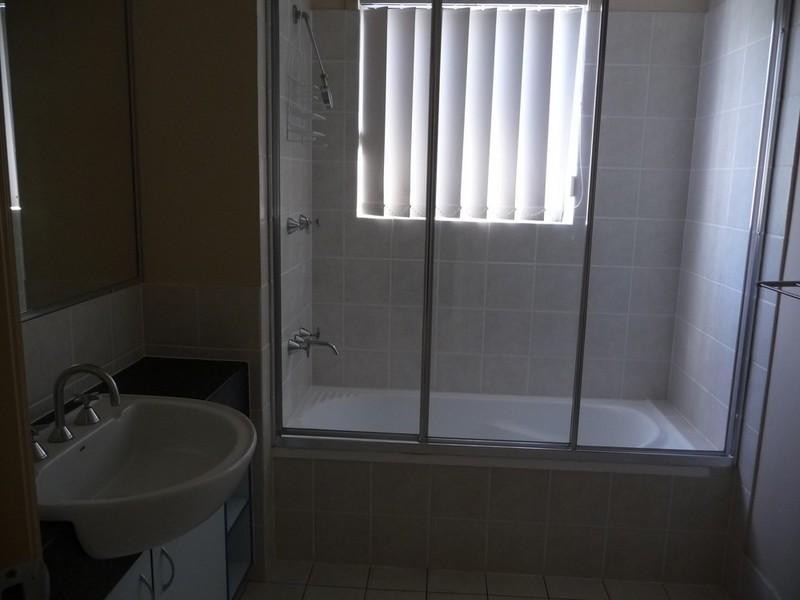 96/1 Sauvignon Parade, Upper Coomera QLD 4209