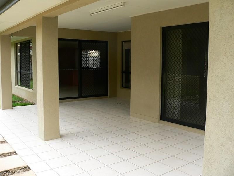 16 Nightjar Drive, Upper Coomera QLD 4209