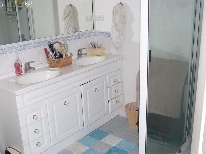 4 Carl Street, Oxenford QLD 4210