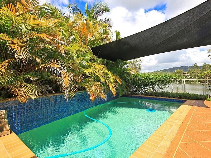 25 Brittany Drive, Oxenford QLD 4210