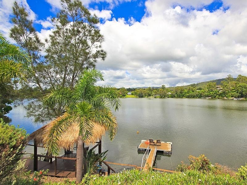 25 Brittany Drive, Oxenford QLD 4210