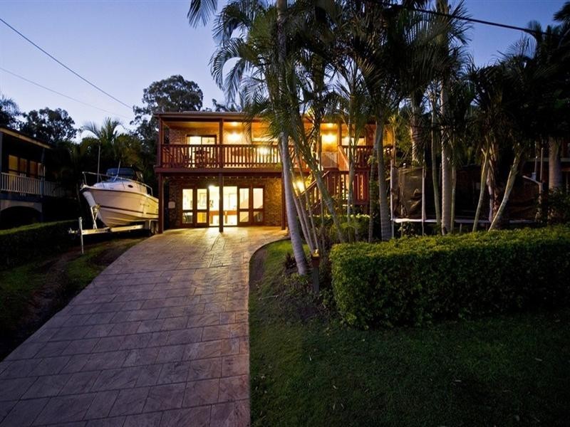 12 Lachlan Drive, Coomera QLD 4209