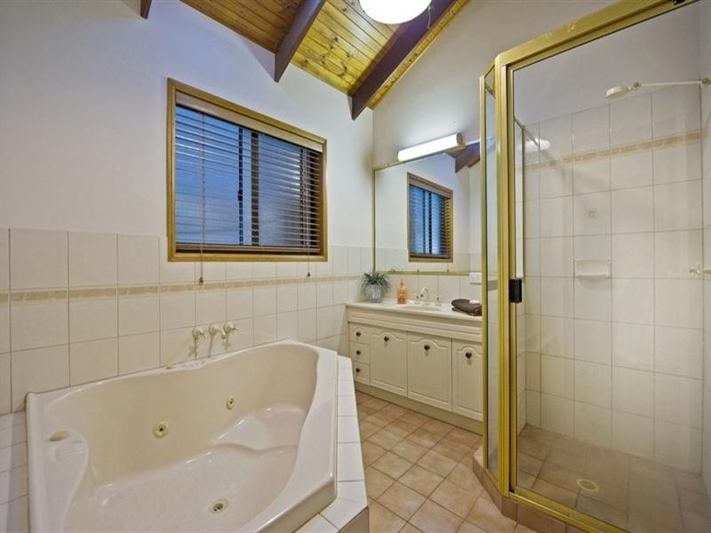 12 Lachlan Drive, Coomera QLD 4209