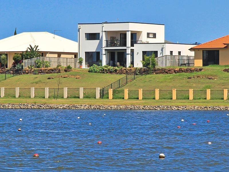 3 Princeton Street, Oxenford QLD 4210