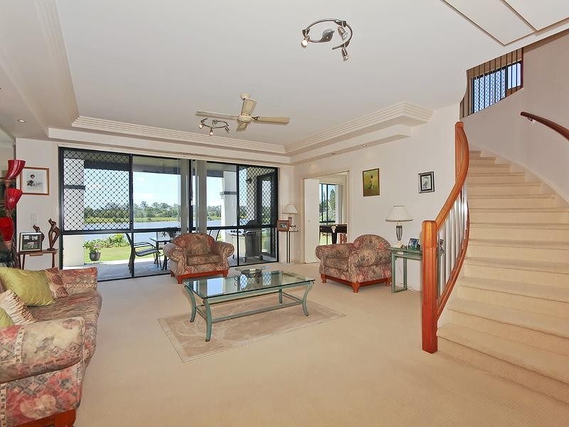 3 Princeton Street, Oxenford QLD 4210