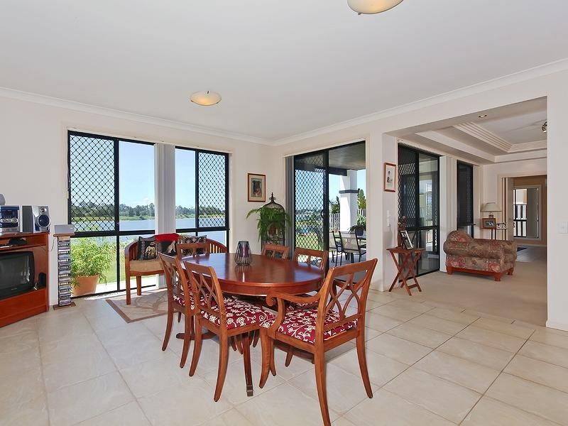 3 Princeton Street, Oxenford QLD 4210