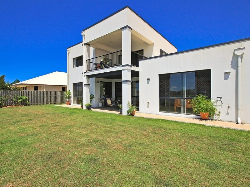 3 Princeton Street, Oxenford QLD 4210