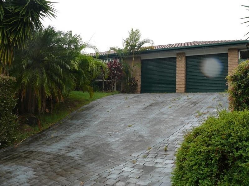 3 Adaminaby Drive, Helensvale QLD 4212