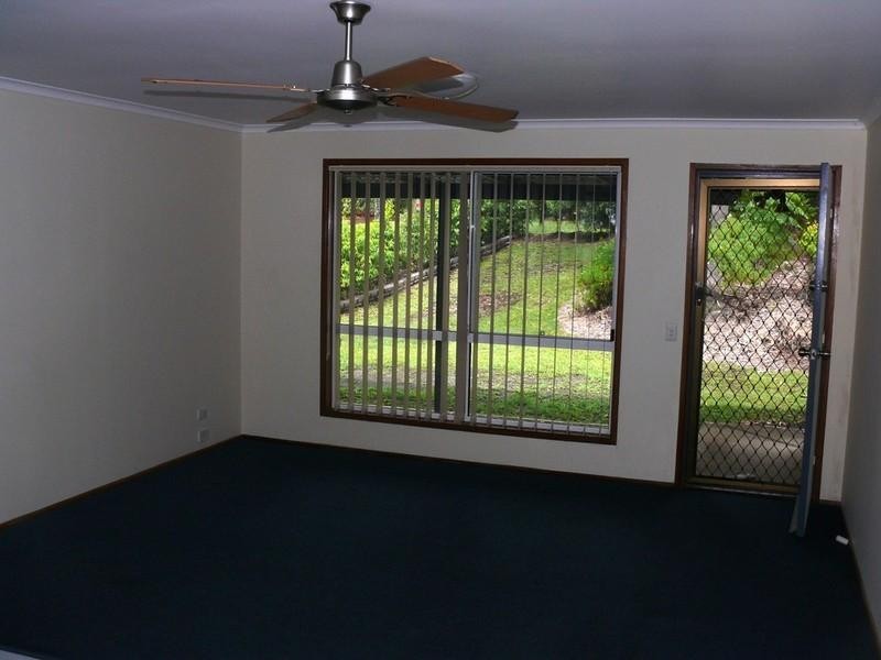 1/24 Chaplin Crescent, Oxenford QLD 4210