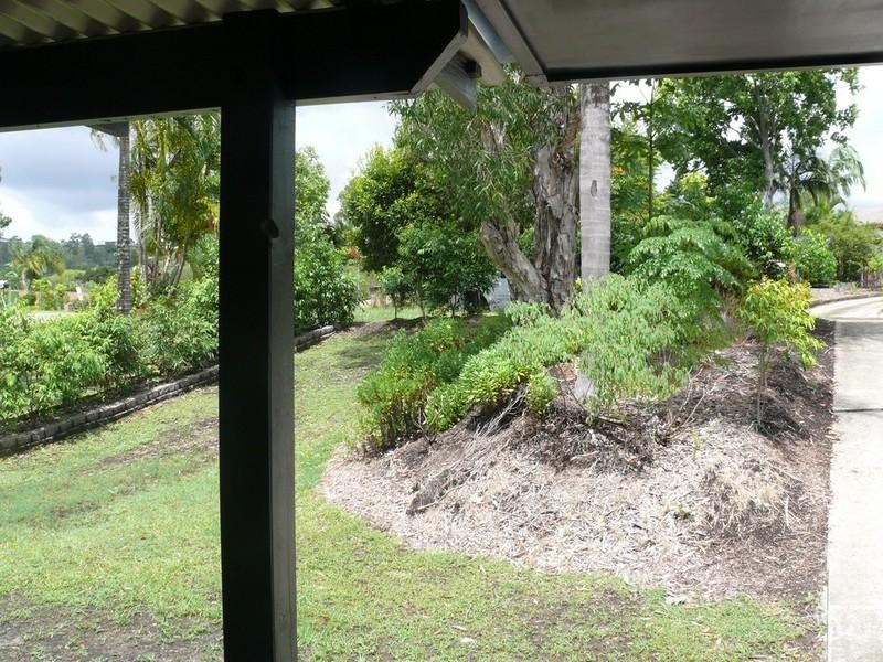 1/24 Chaplin Crescent, Oxenford QLD 4210