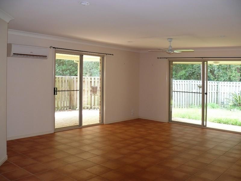 8 Hanoverian Way, Upper Coomera QLD 4209