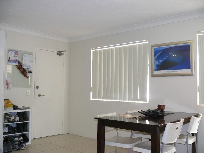 5/5 Brett Avenue, Labrador QLD 4215