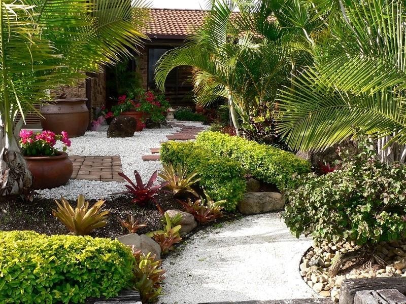 1/6 Robin Joy Close, Labrador QLD 4215