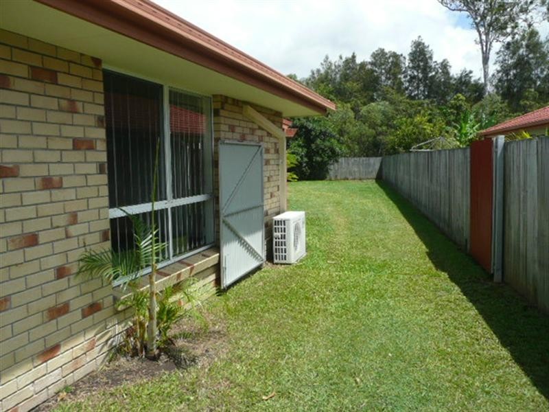 4 Cootharaba Drive, Helensvale QLD 4212
