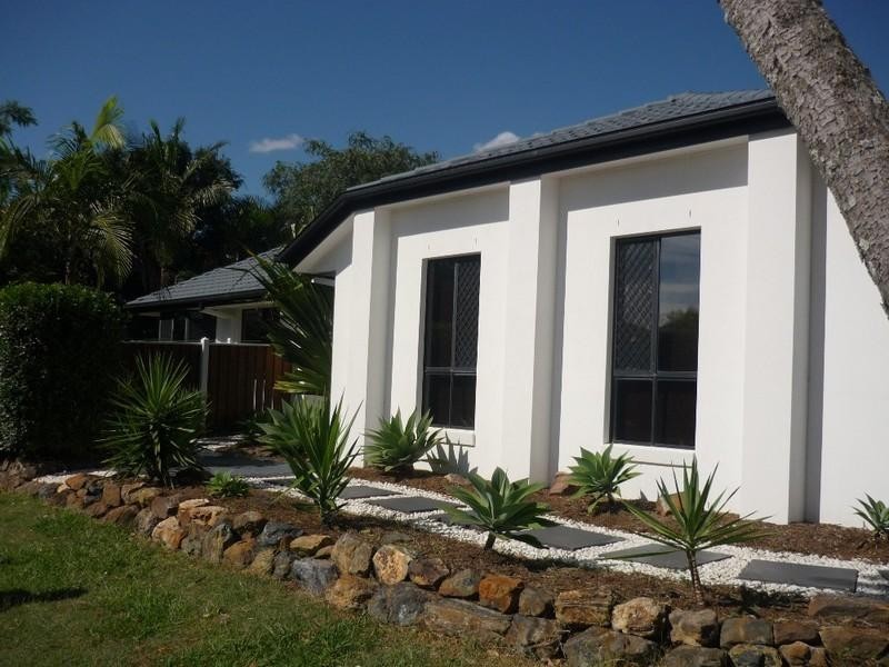 9 Serafina Drive, Helensvale QLD 4212